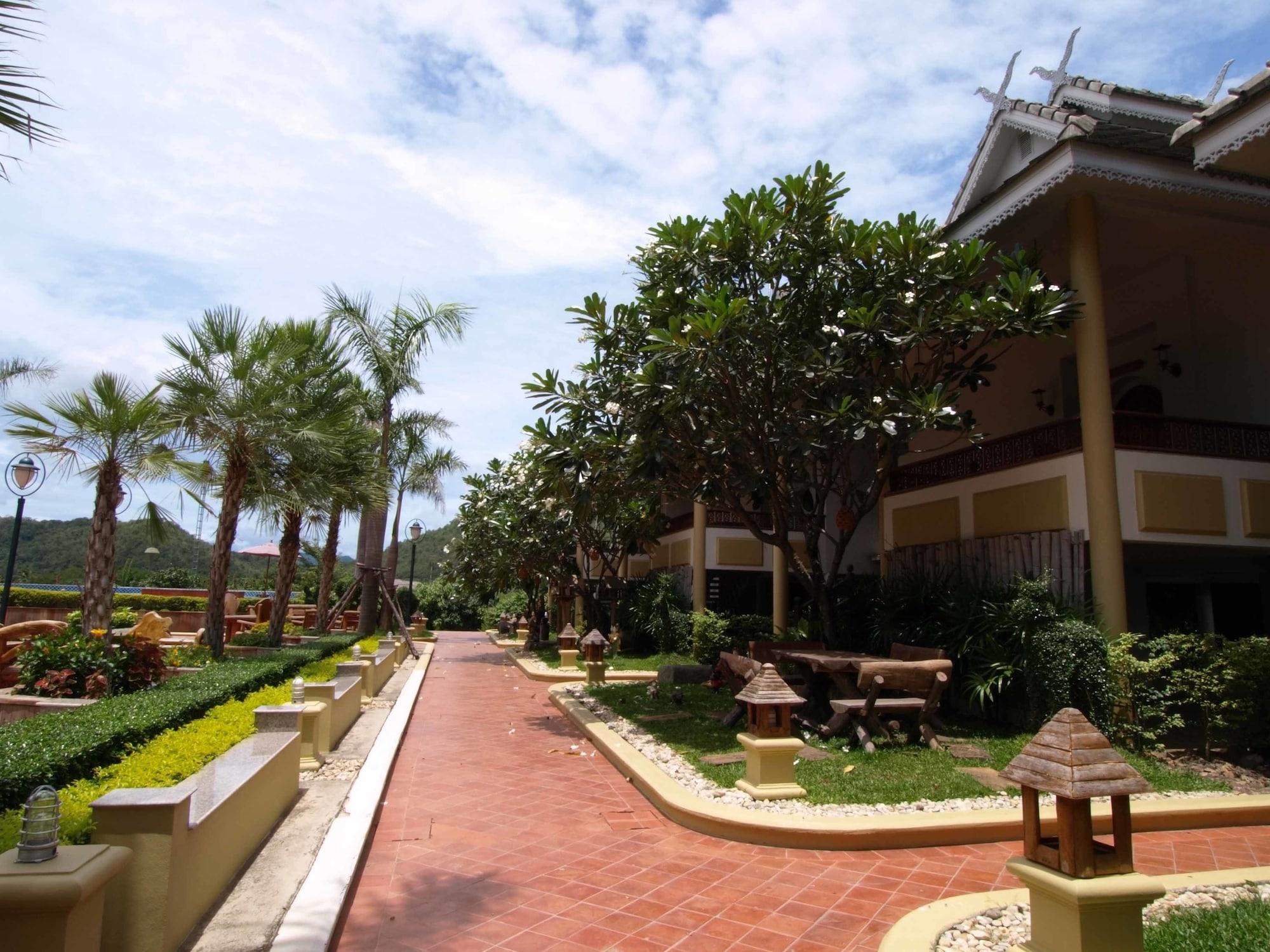 Phu Pha Phung Resort Suan Phueng Luaran gambar