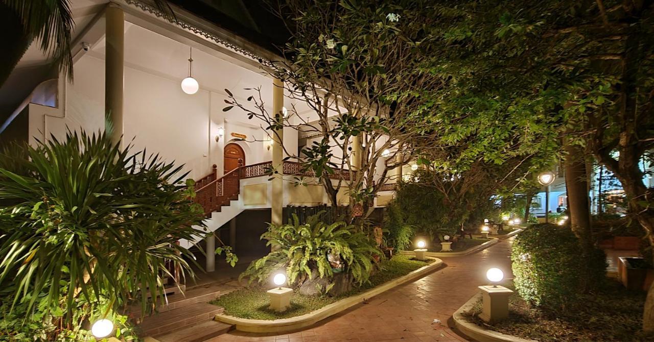 Phu Pha Phung Resort Suan Phueng Luaran gambar