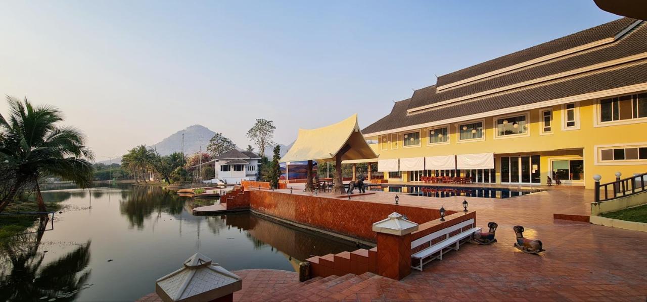 Phu Pha Phung Resort Suan Phueng Luaran gambar